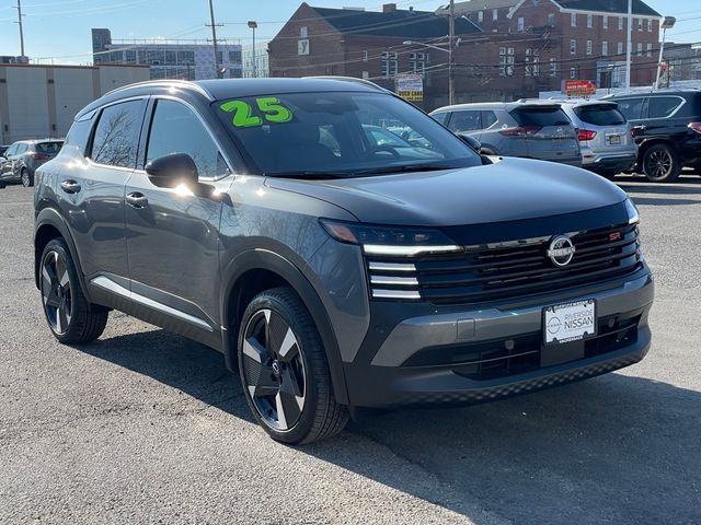 2025 Nissan Kicks SR