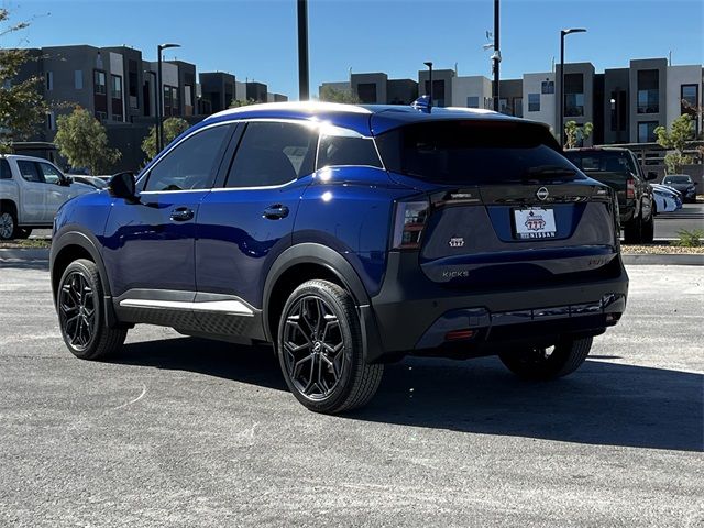 2025 Nissan Kicks SR