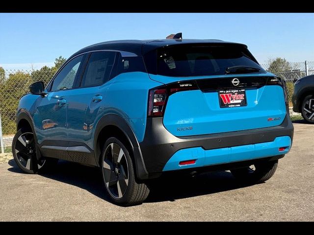 2025 Nissan Kicks SR