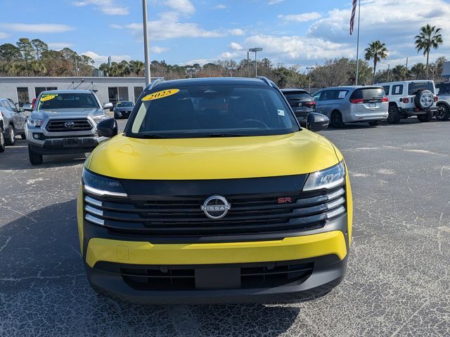 2025 Nissan Kicks SR