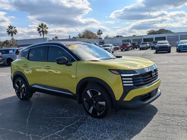 2025 Nissan Kicks SR