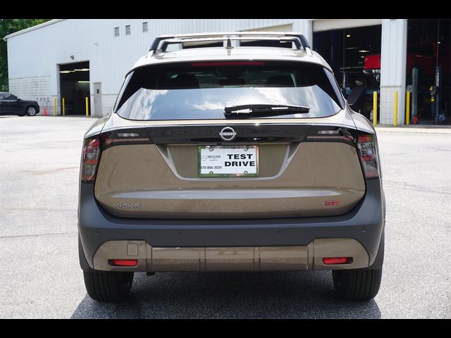 2025 Nissan Kicks SR