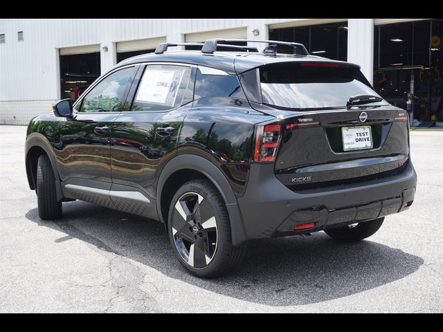 2025 Nissan Kicks SR