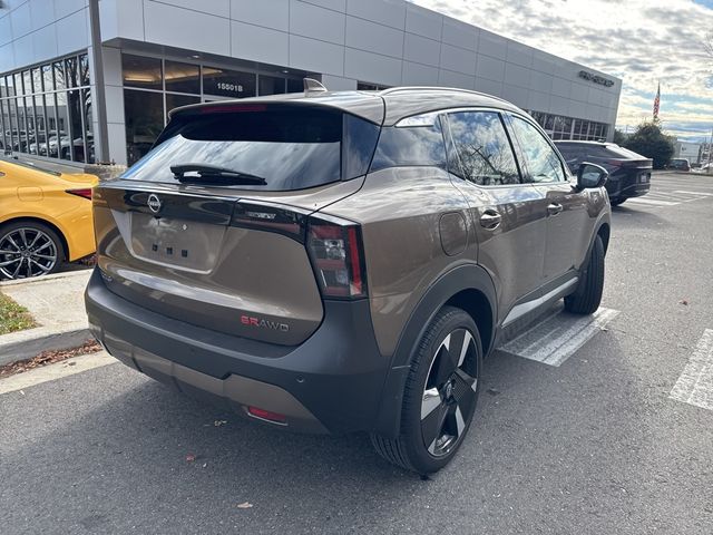 2025 Nissan Kicks SR