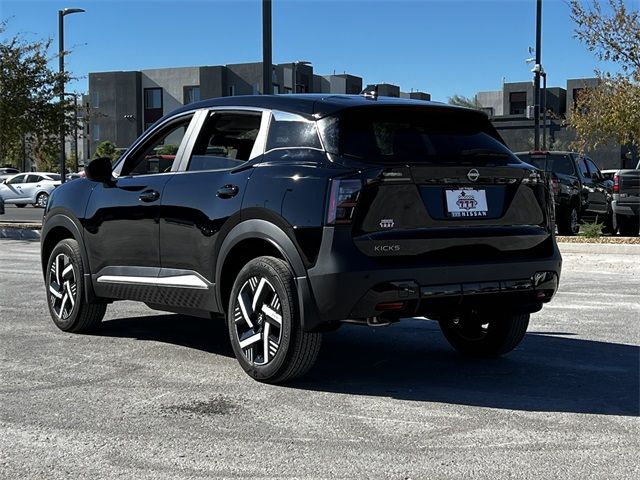 2025 Nissan Kicks SV