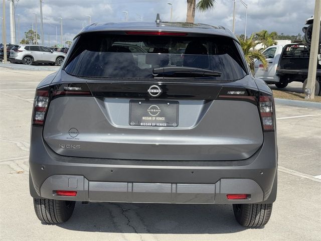 2025 Nissan Kicks SV