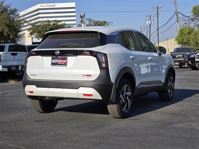 2025 Nissan Kicks SV