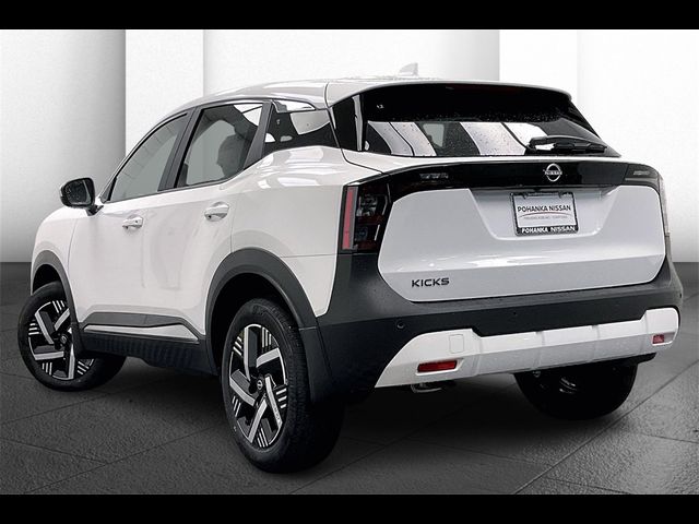 2025 Nissan Kicks SV