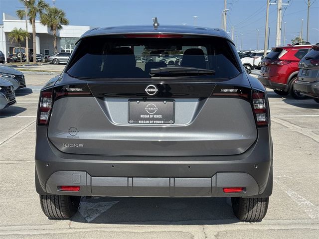 2025 Nissan Kicks SV