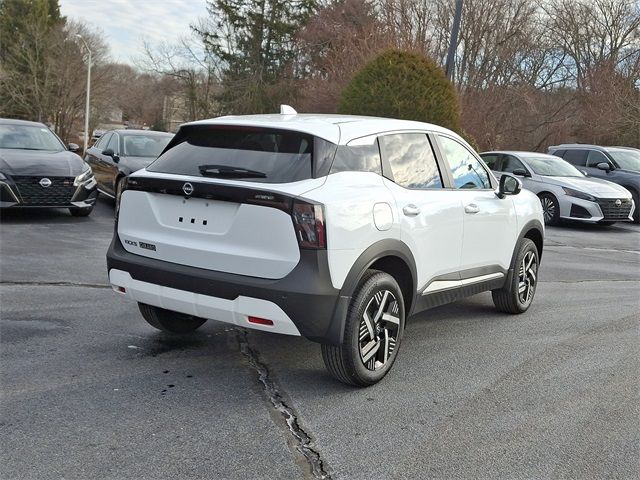 2025 Nissan Kicks SV