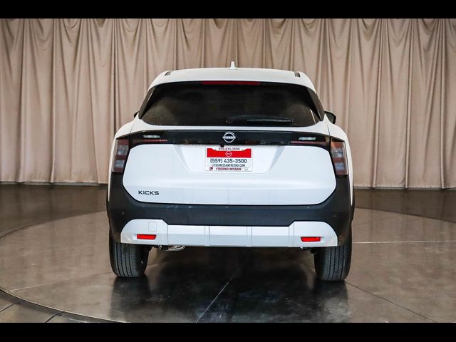 2025 Nissan Kicks SV