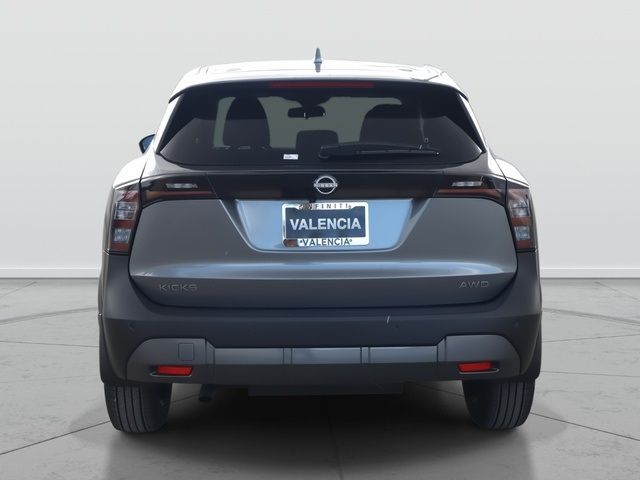 2025 Nissan Kicks SV