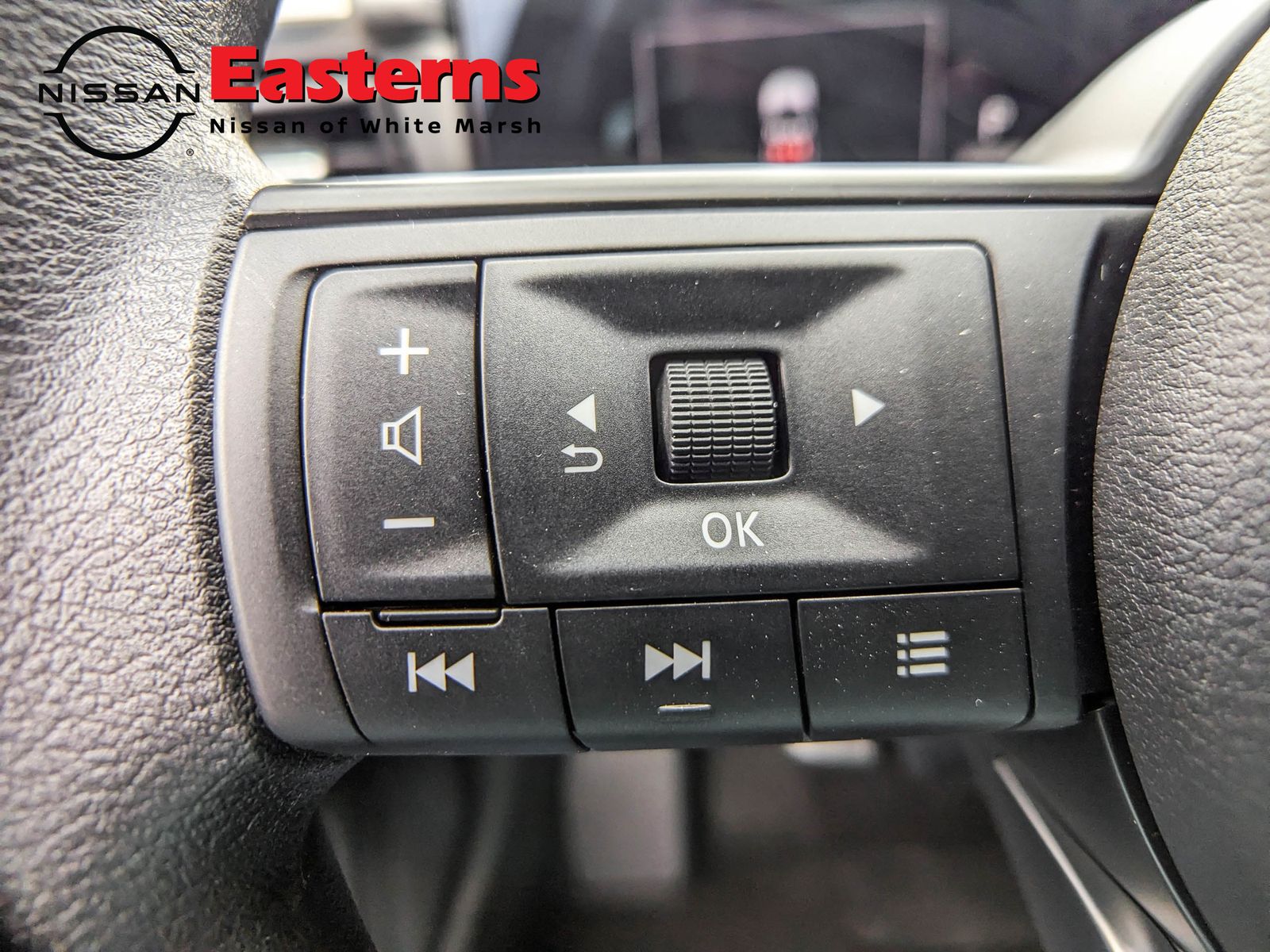 2025 Nissan Kicks SV AWD - Photo 28