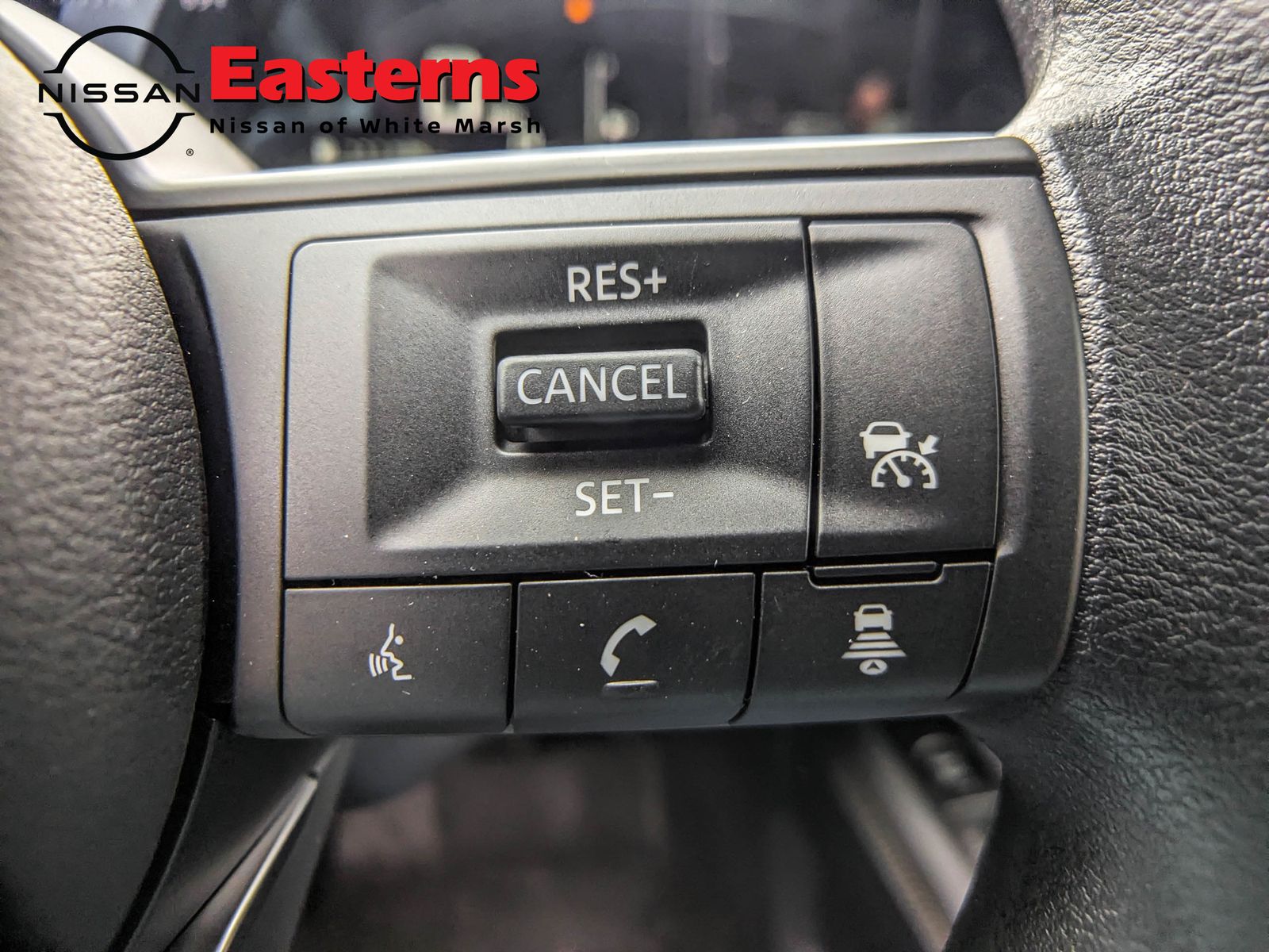 2025 Nissan Kicks SV AWD - Photo 24