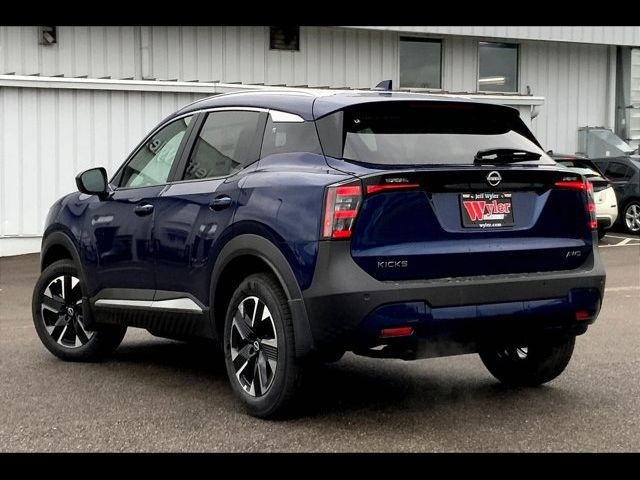 2025 Nissan Kicks SV