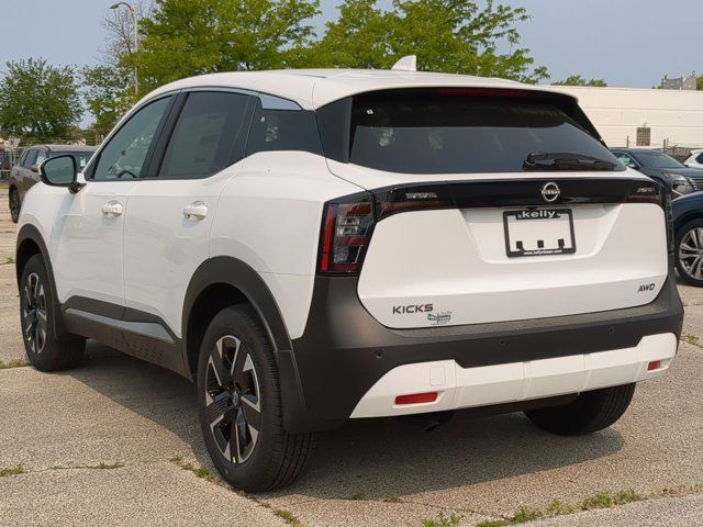 2025 Nissan Kicks SV