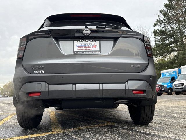 2025 Nissan Kicks SV