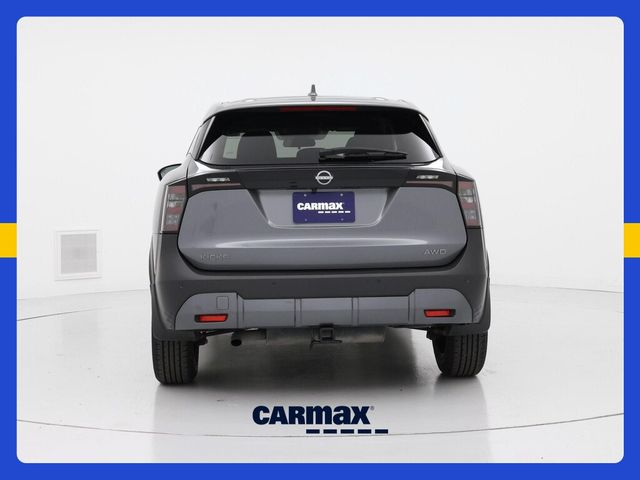 2025 Nissan Kicks SV