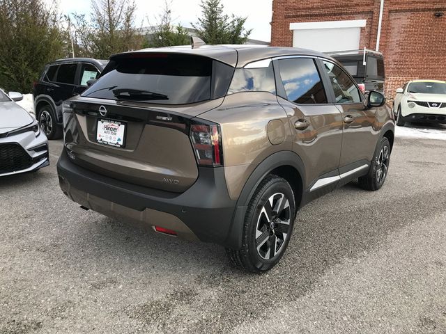 2025 Nissan Kicks SV