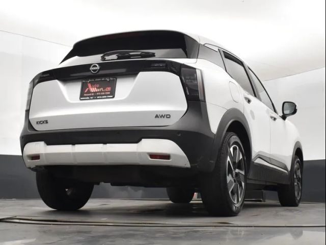 2025 Nissan Kicks SV