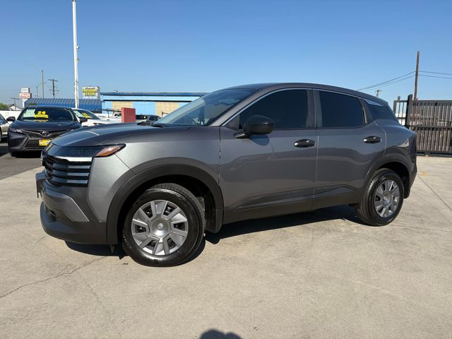 2025 Nissan Kicks S