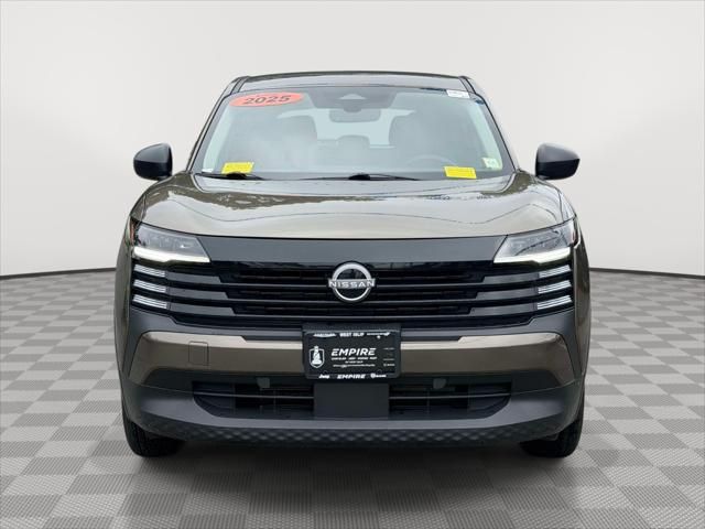 2025 Nissan Kicks S