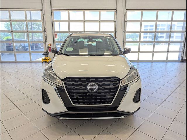2025 Nissan Kicks Play S