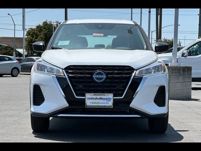 2025 Nissan Kicks Play S