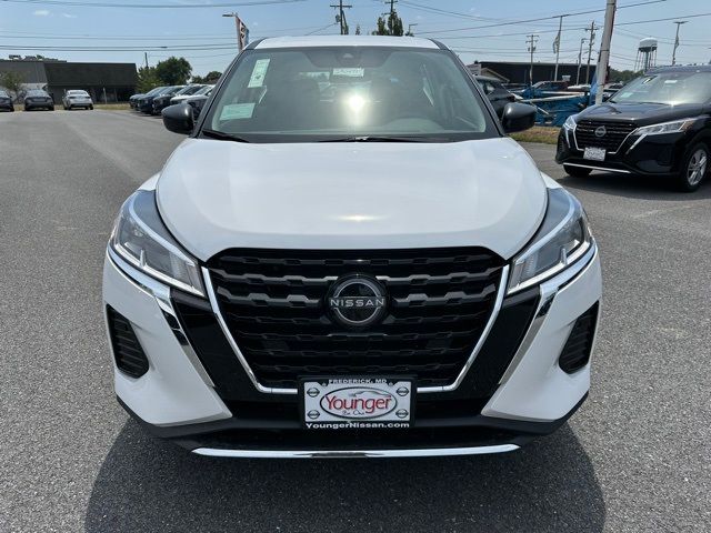 2025 Nissan Kicks Play S