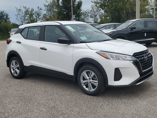 2025 Nissan Kicks Play S
