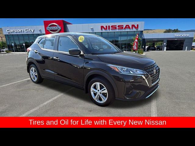 2025 Nissan Kicks Play S