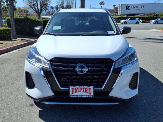 2025 Nissan Kicks Play S