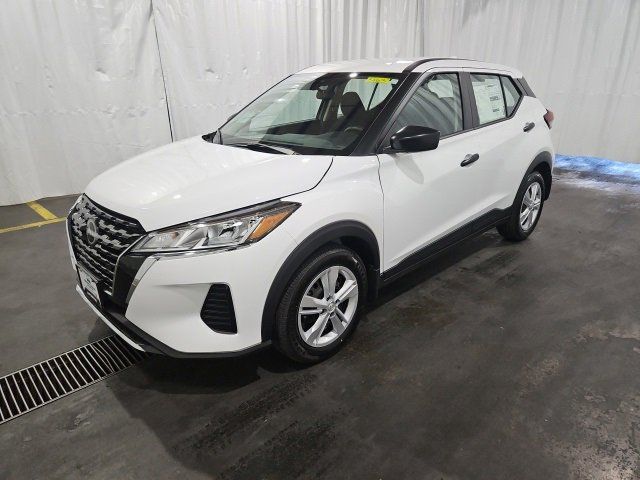 2025 Nissan Kicks Play S