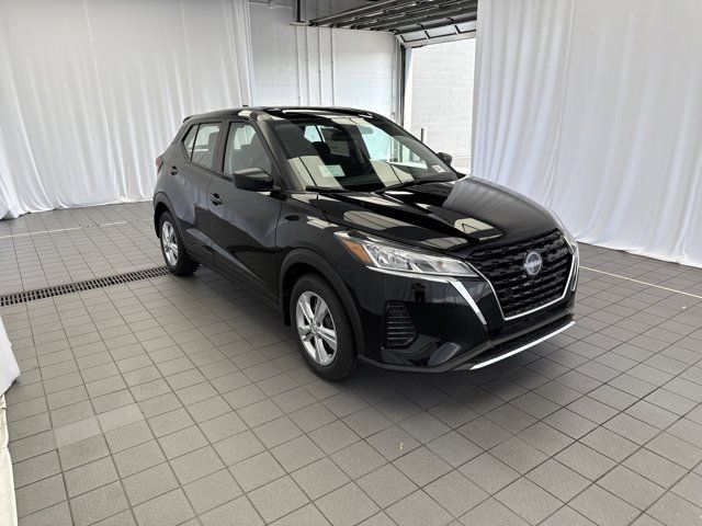 2025 Nissan Kicks Play S