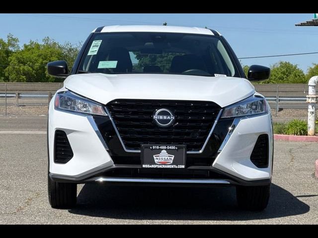 2025 Nissan Kicks Play S