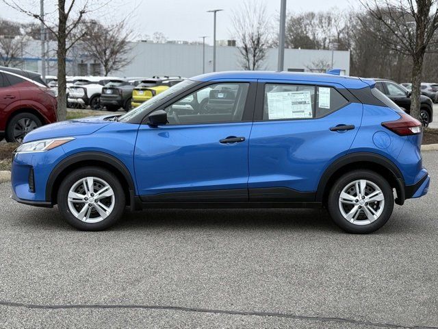 2025 Nissan Kicks Play S
