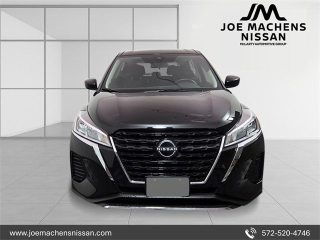 2025 Nissan Kicks Play S
