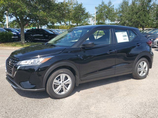 2025 Nissan Kicks Play S