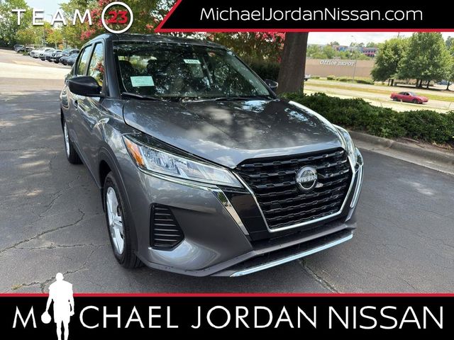 2025 Nissan Kicks Play S