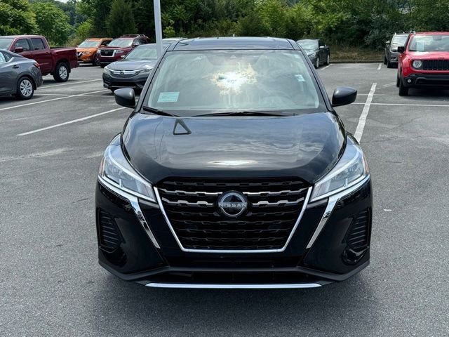 2025 Nissan Kicks Play S