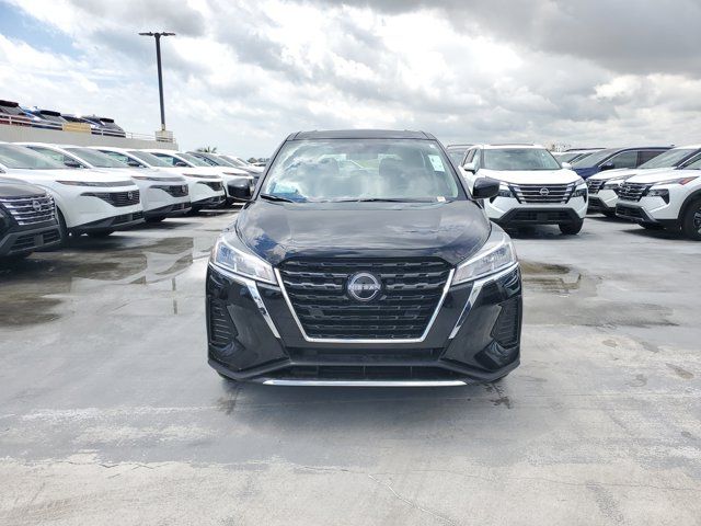 2025 Nissan Kicks Play S