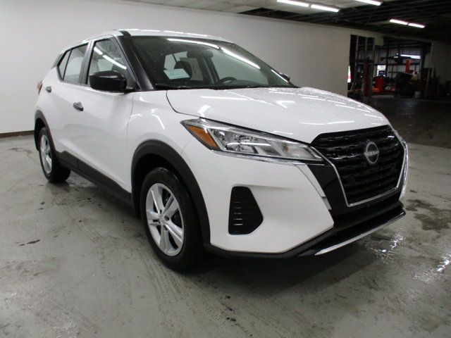 2025 Nissan Kicks Play S