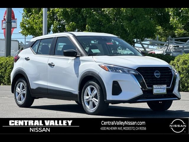 2025 Nissan Kicks Play S