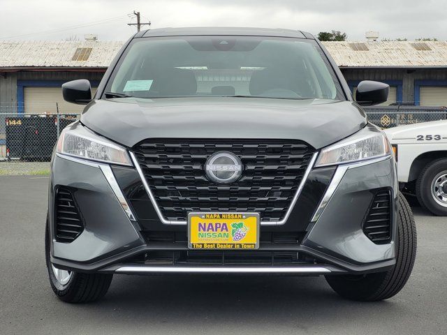 2025 Nissan Kicks Play S