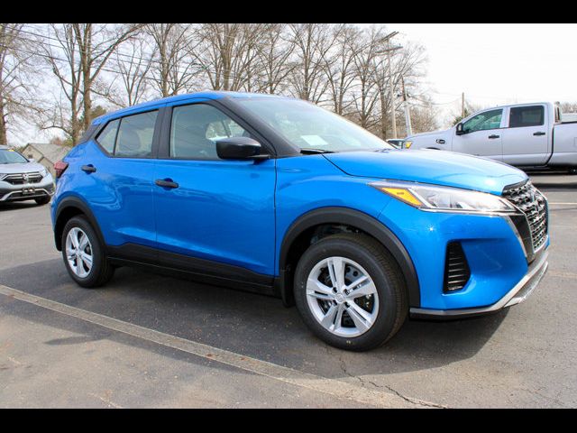 2025 Nissan Kicks Play S