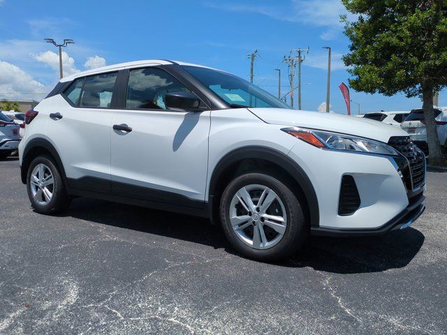 2025 Nissan Kicks Play S