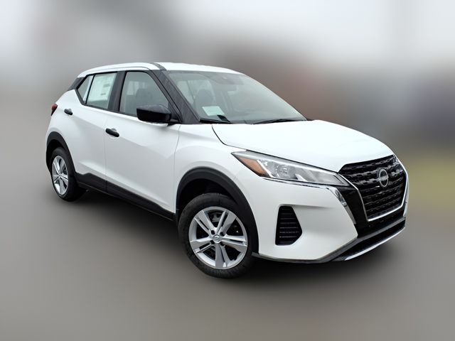 2025 Nissan Kicks Play S