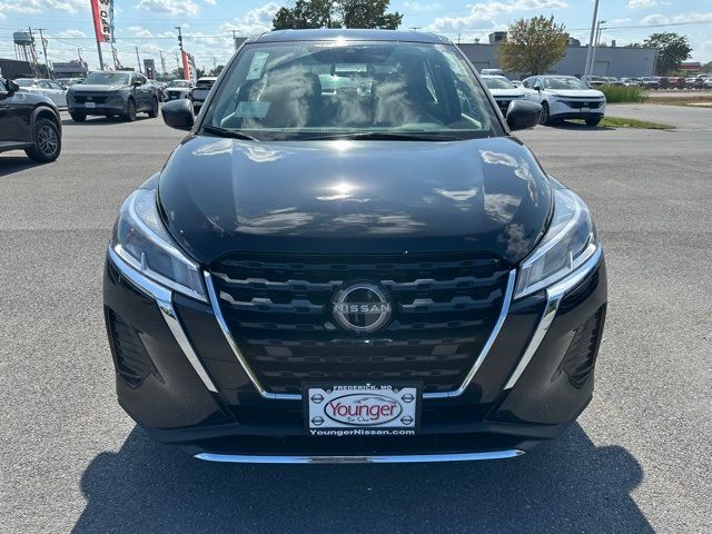 2025 Nissan Kicks Play S