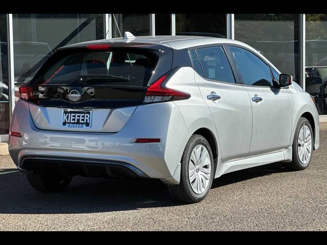 2025 Nissan Leaf S