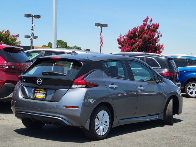 2025 Nissan Leaf S